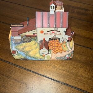 1996 Hawthorne Village Sculpture Peppercricket Grove Pumpkin Hollow Figurine